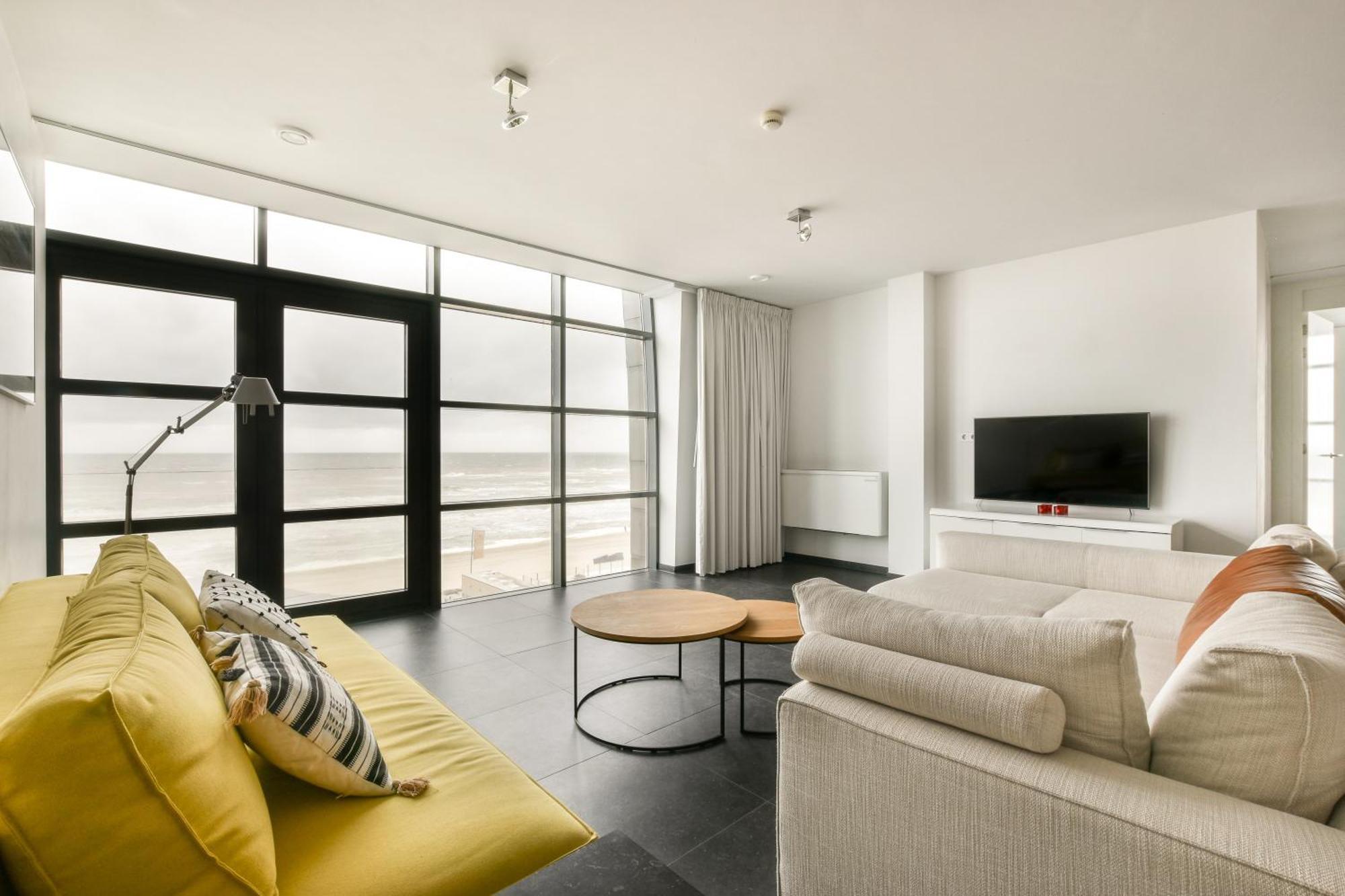 Appartement Met Frontaal Zeezicht In บลูเมนดาล ภายนอก รูปภาพ